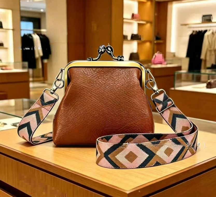 #278 Women's new wide shoulder strap mini clip coin purse crossbody bag