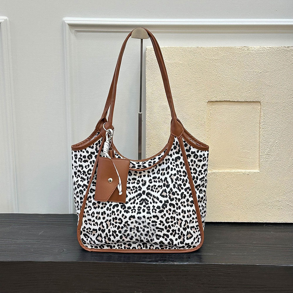 #258 women's new underarm bag shoulder bag portable Leopard print bag